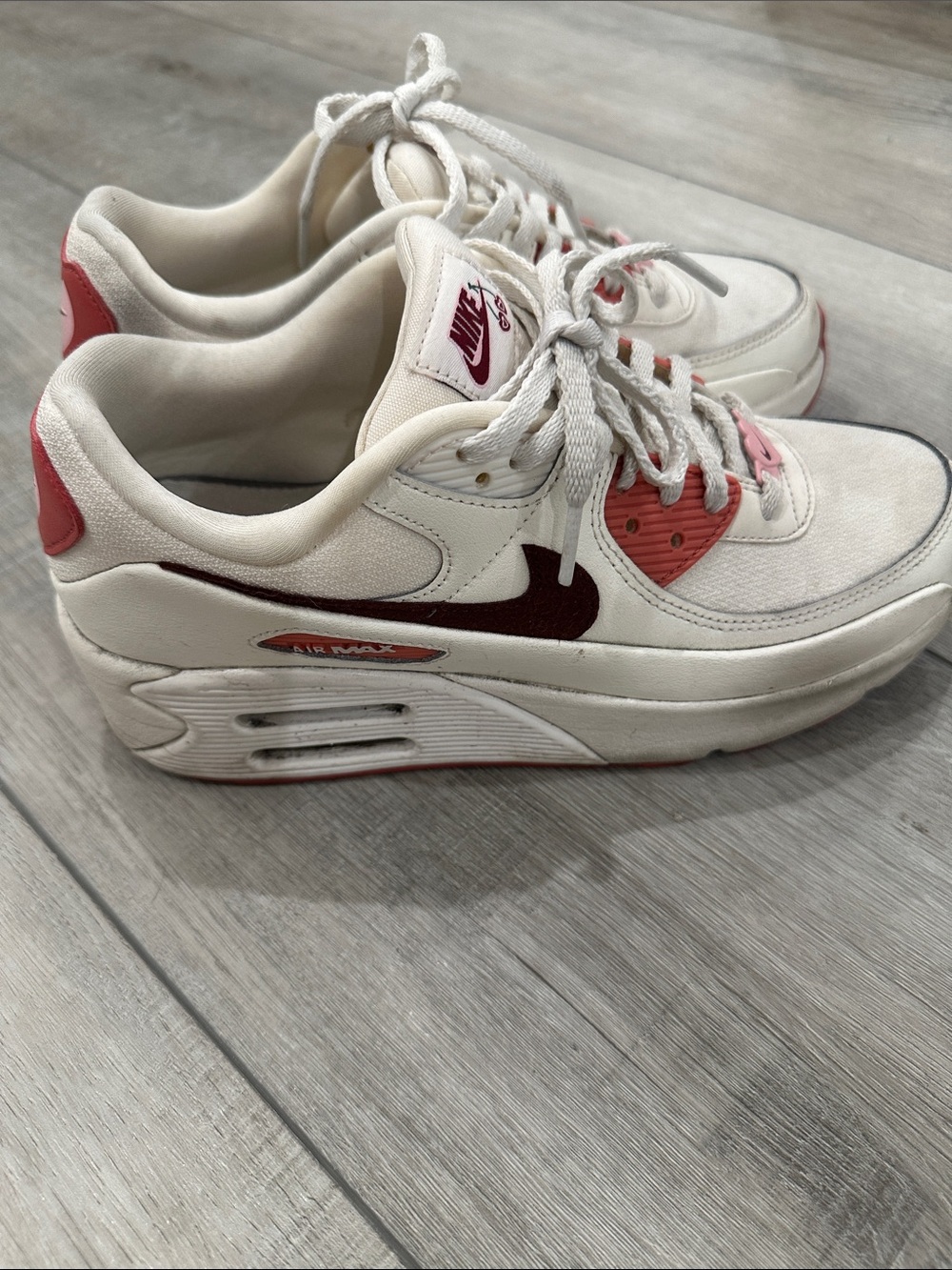 Nike Women’s White, Red & Pink Low-Top Sneakers - Picture 3 of 7